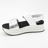 Igi & Co 5679111 White and Silver