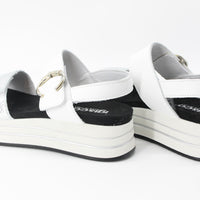 Igi & Co 5679111 White and Silver