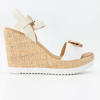 Repo 52221 White and Cream