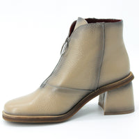 Jose Saenz 5461 Taupe