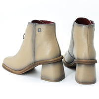 Jose Saenz 5461 Taupe