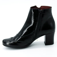 Jose Saenz 4113 Black