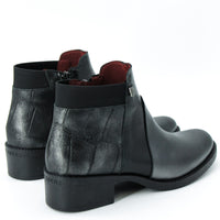 Jose Saenz 2182 Black