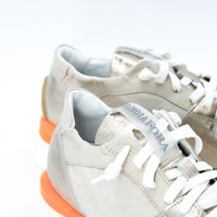 Andia Fora Ruffle Stone and Gold