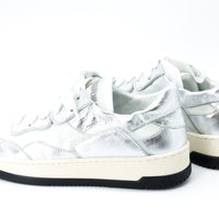 Andia Fora Meet White and Silver