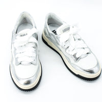 Andia Fora Meet White and Silver