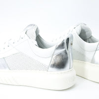 Andia Fora Elen White and Silver