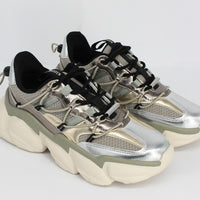 Steve Madden Progressive Khaki Black