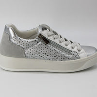 Igi & Co 7656422 Silver and White