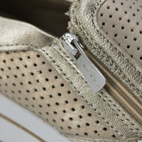 Igi & Co 7660633 Gold and Beige