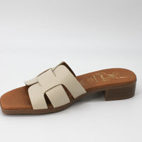 Oh My Sandals 5600 Cream