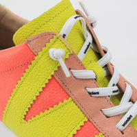 Wonders 2476 Pink and Coral