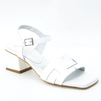 Oh My Sandals 5257 White