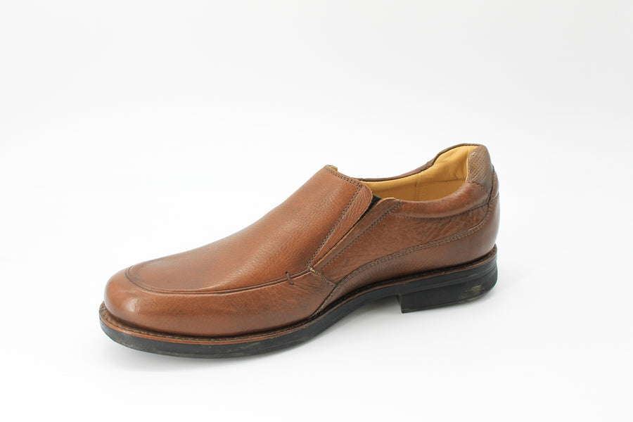 Anatomic & Co Mervyn Tan