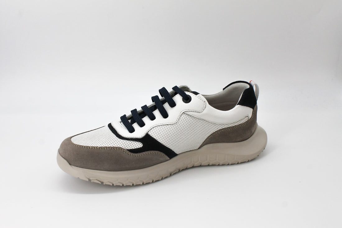 Callaghan 53707 White