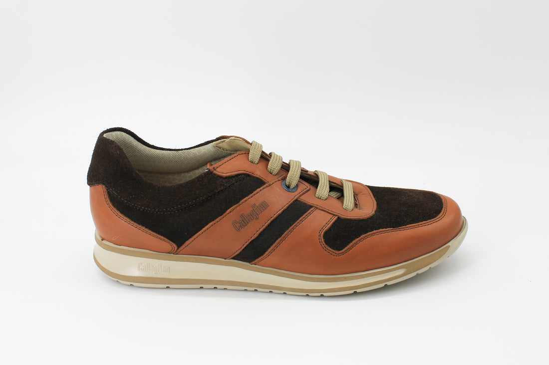 Callaghan 88417 Tan & Brown