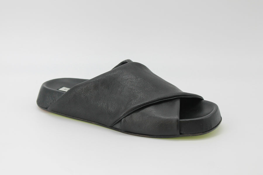 Ernesto Dolani Kazar 07 Black