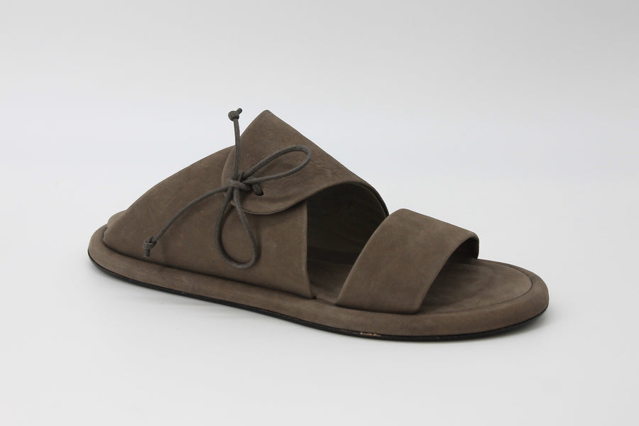 Ernesto Dolani Selma 02 Grey