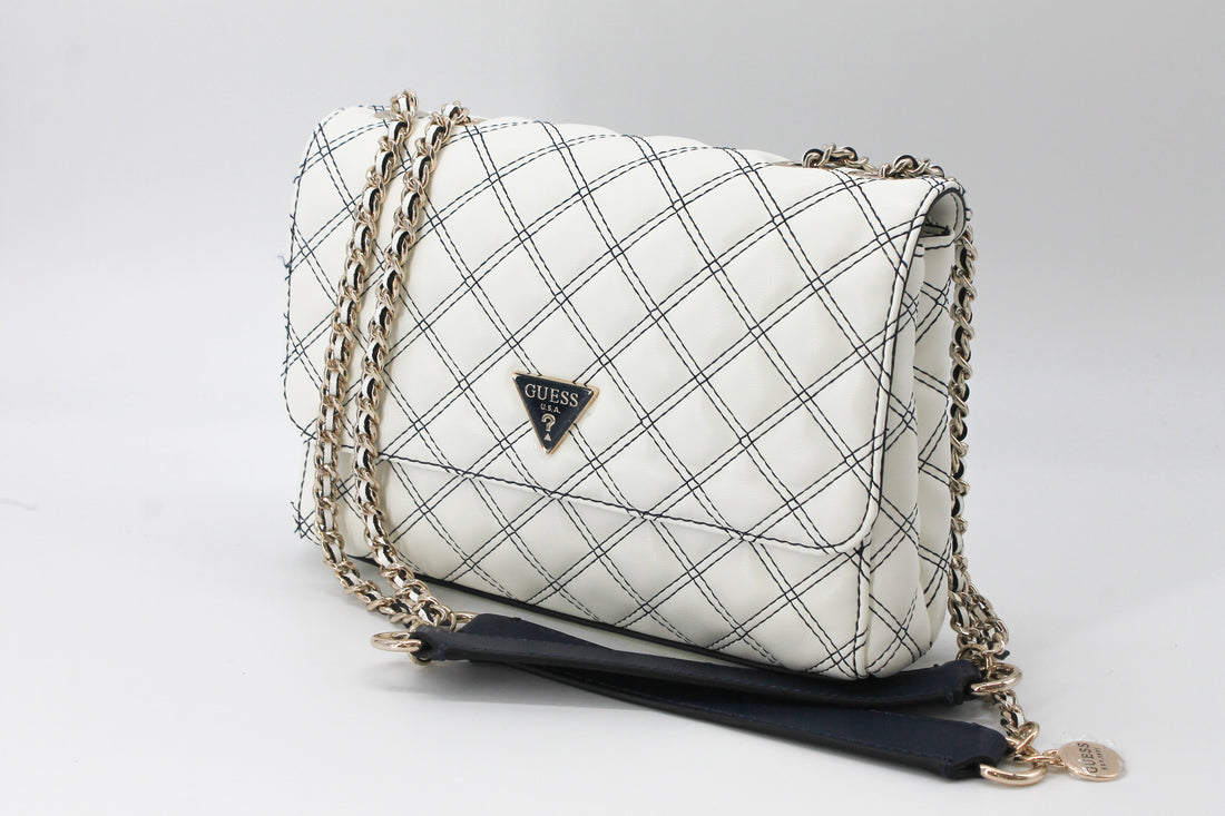Guess QG964920 White