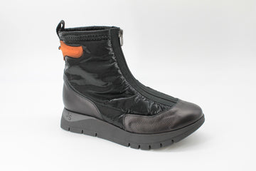 Jose Saenz 2269 Black