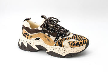 Steve Madden Animates Brown