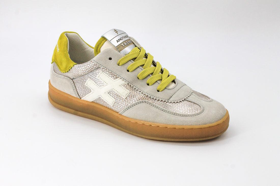 Another Trend A032 Champagne