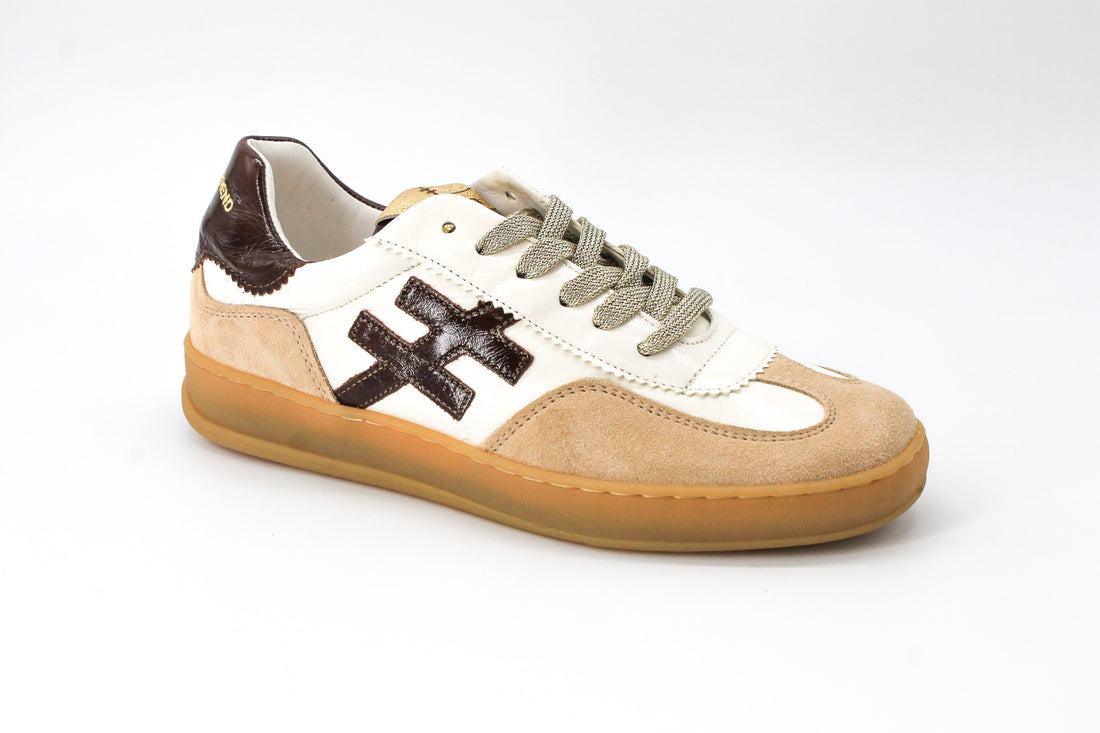 Another Trend A032 White and Brown