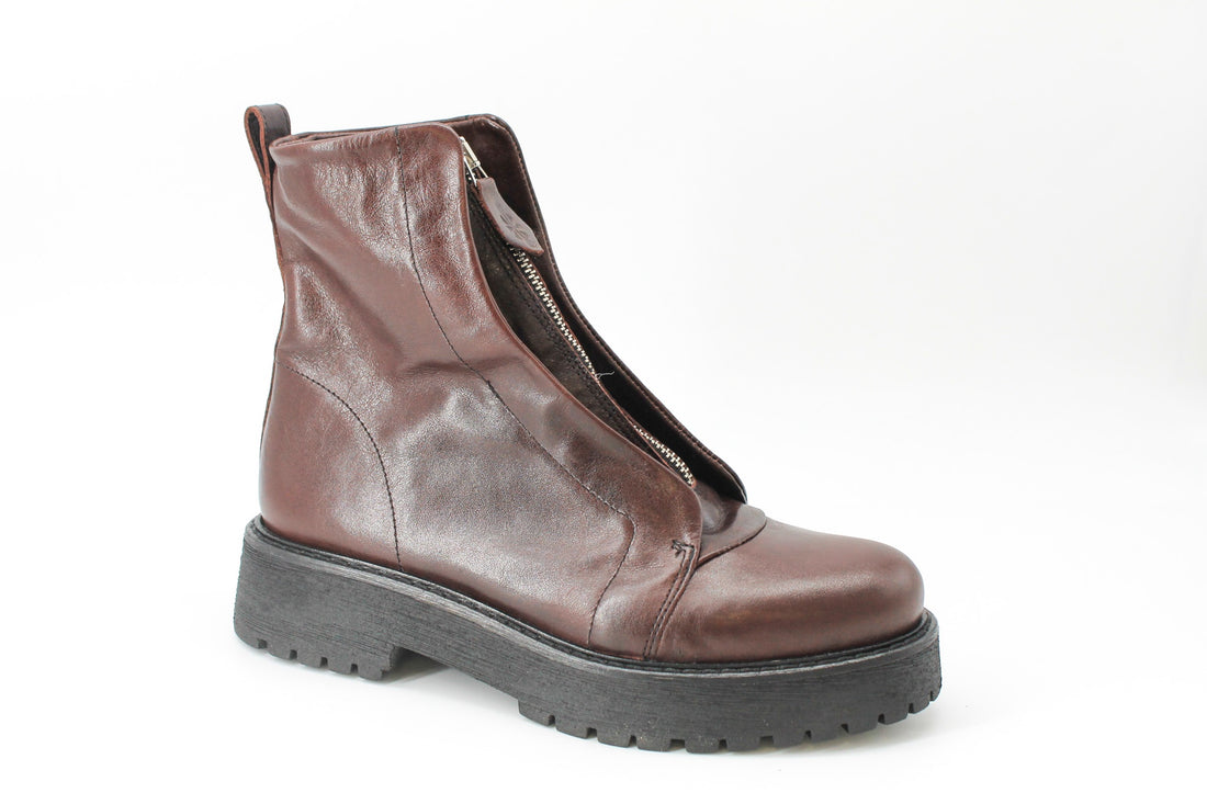 Patrizia Bonfanti Kuni Burgundy
