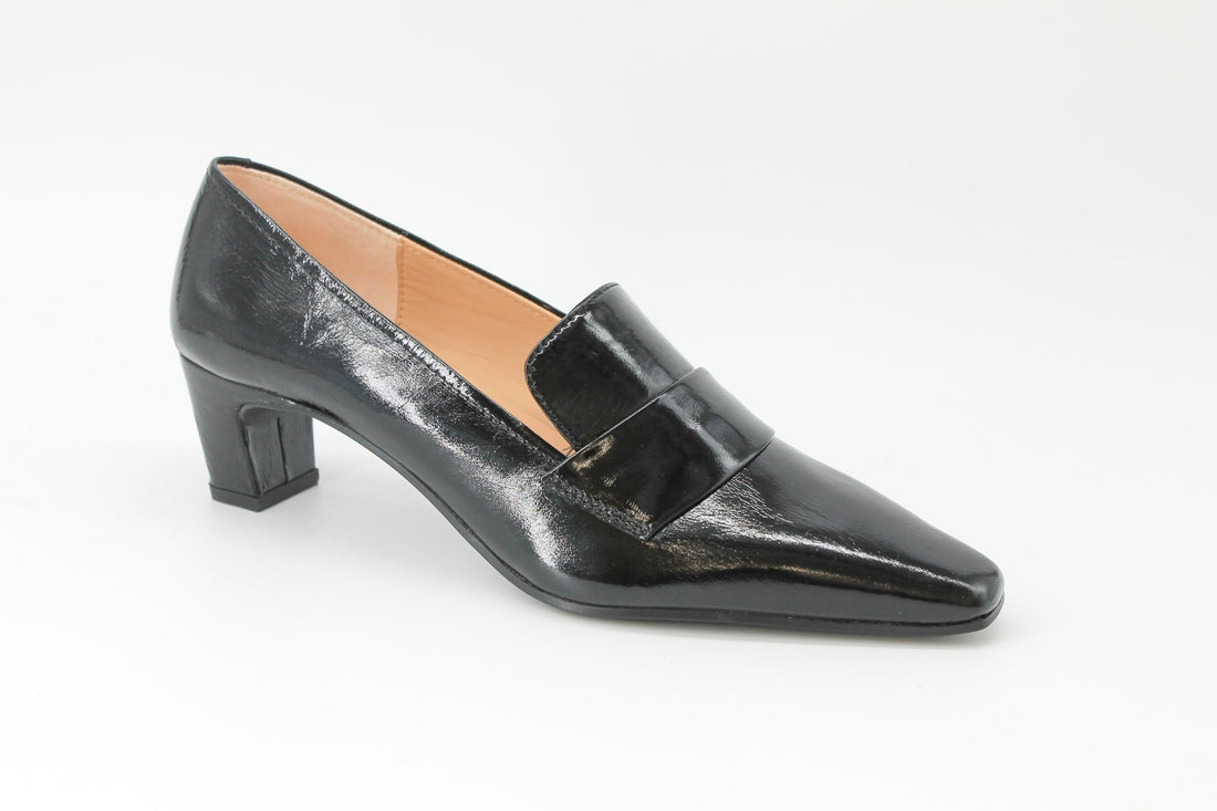 Unisa  Kazka  Black Patent