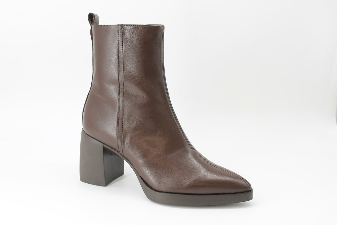 Wonders 1601 Brown