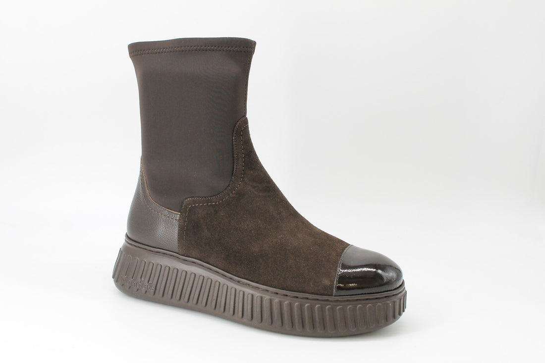 Wonders 5207 Brown