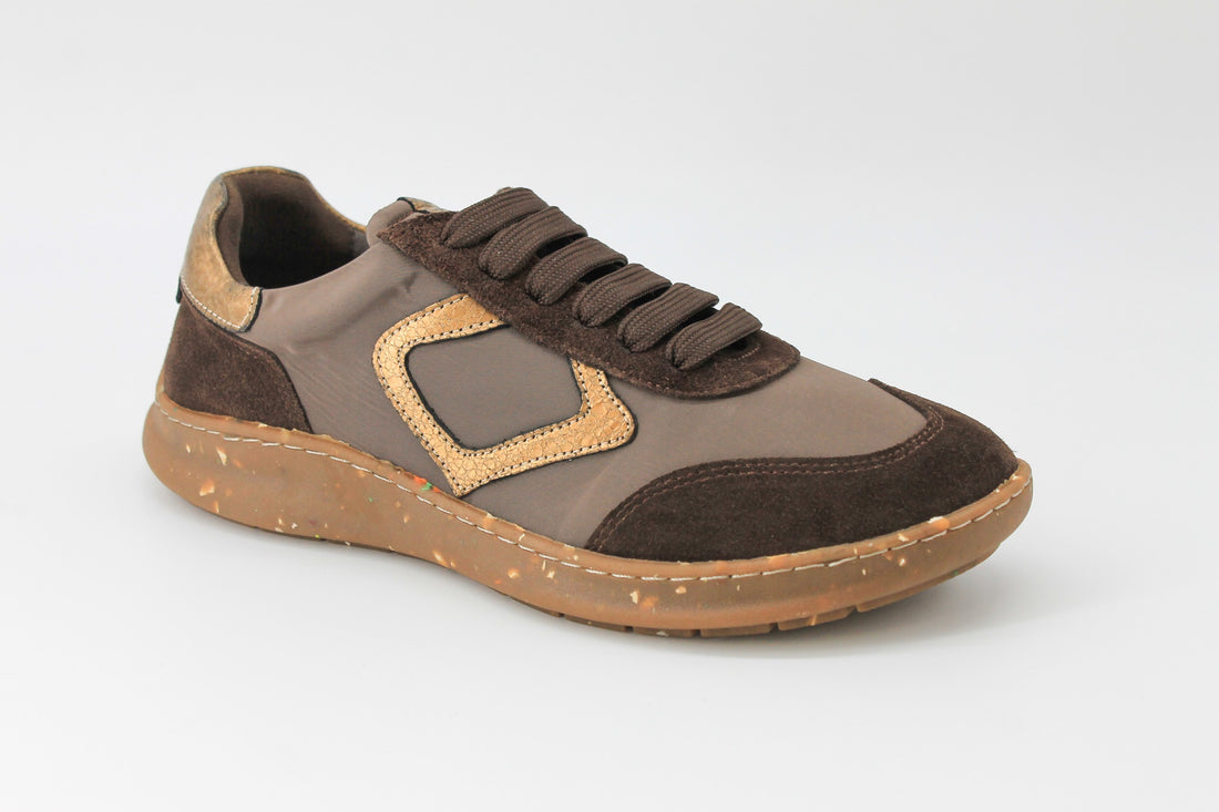 Walk & Fly 6002 Brown