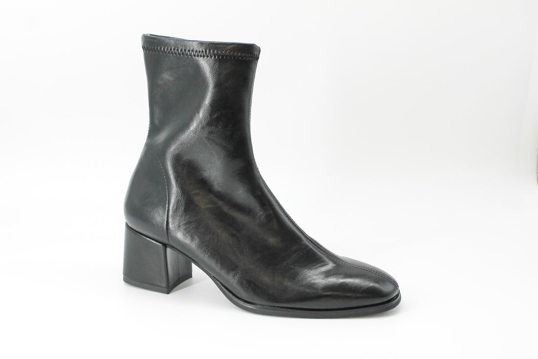 Miss Elastic 75311 Black AW26