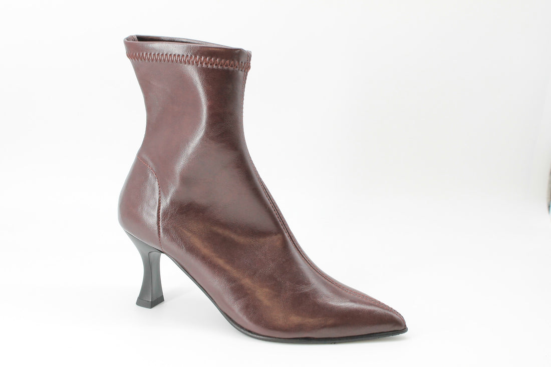 Miss Elastic 78042 Burgundy AW26