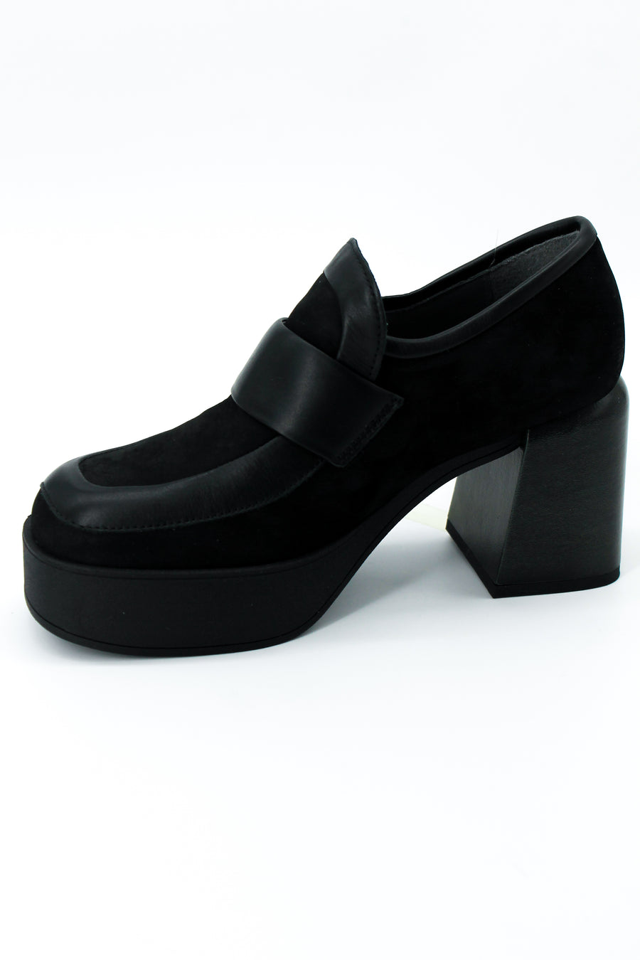 Patrizia Bonfanti Lory All Black