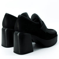 Patrizia Bonfanti Lory All Black