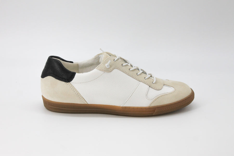 Paul Green 5405 Ivory and White