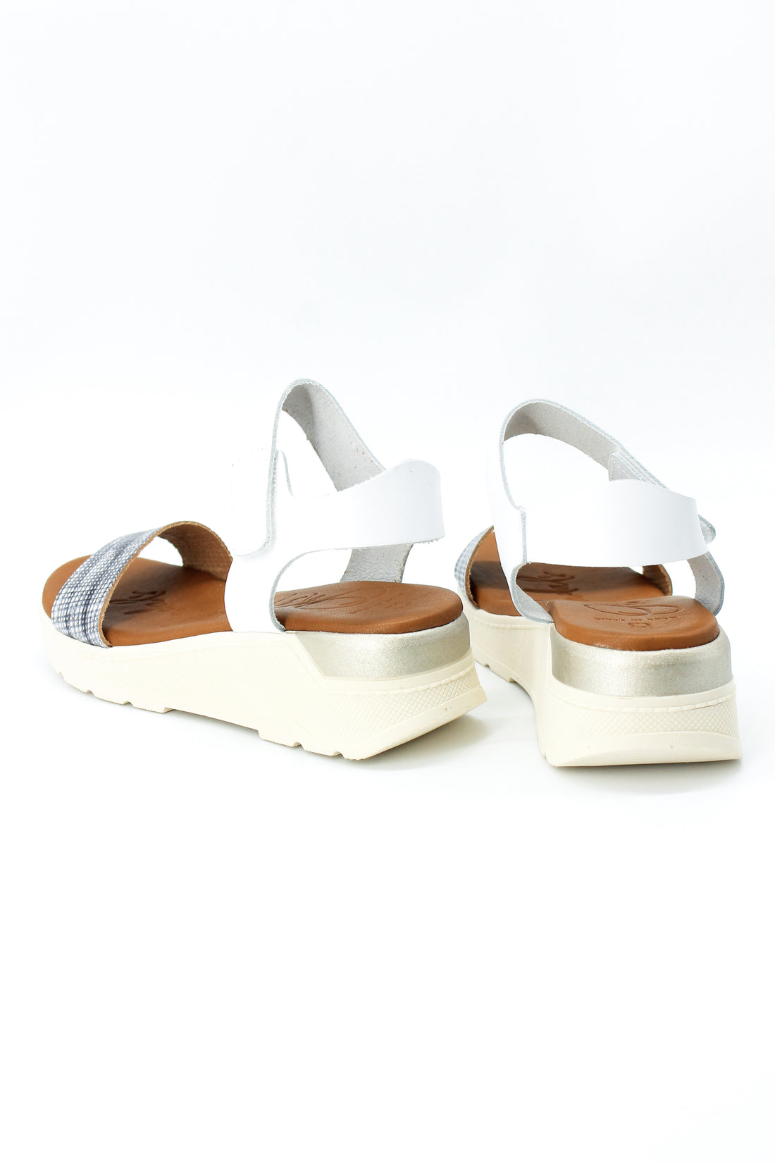 Oh My Sandals 5189 White and Pewter