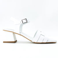 Oh My Sandals 5257 White